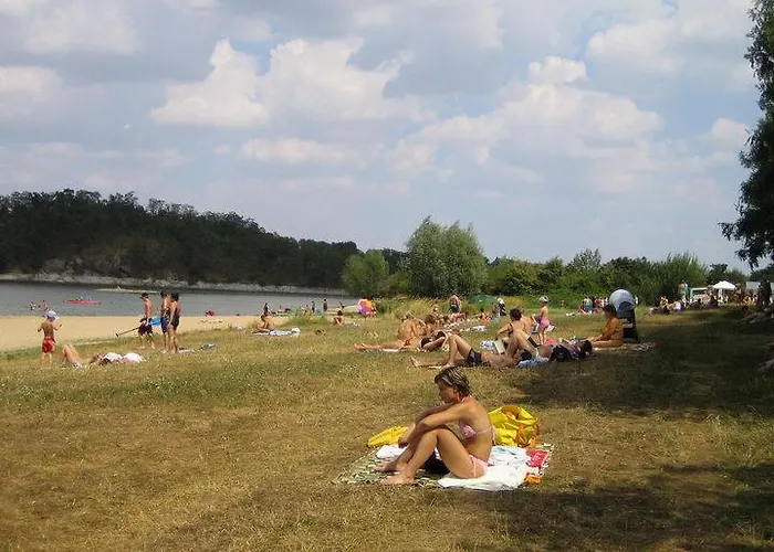 Dovolena Vyr, Vyrovice, Mobilni Dum Campsite